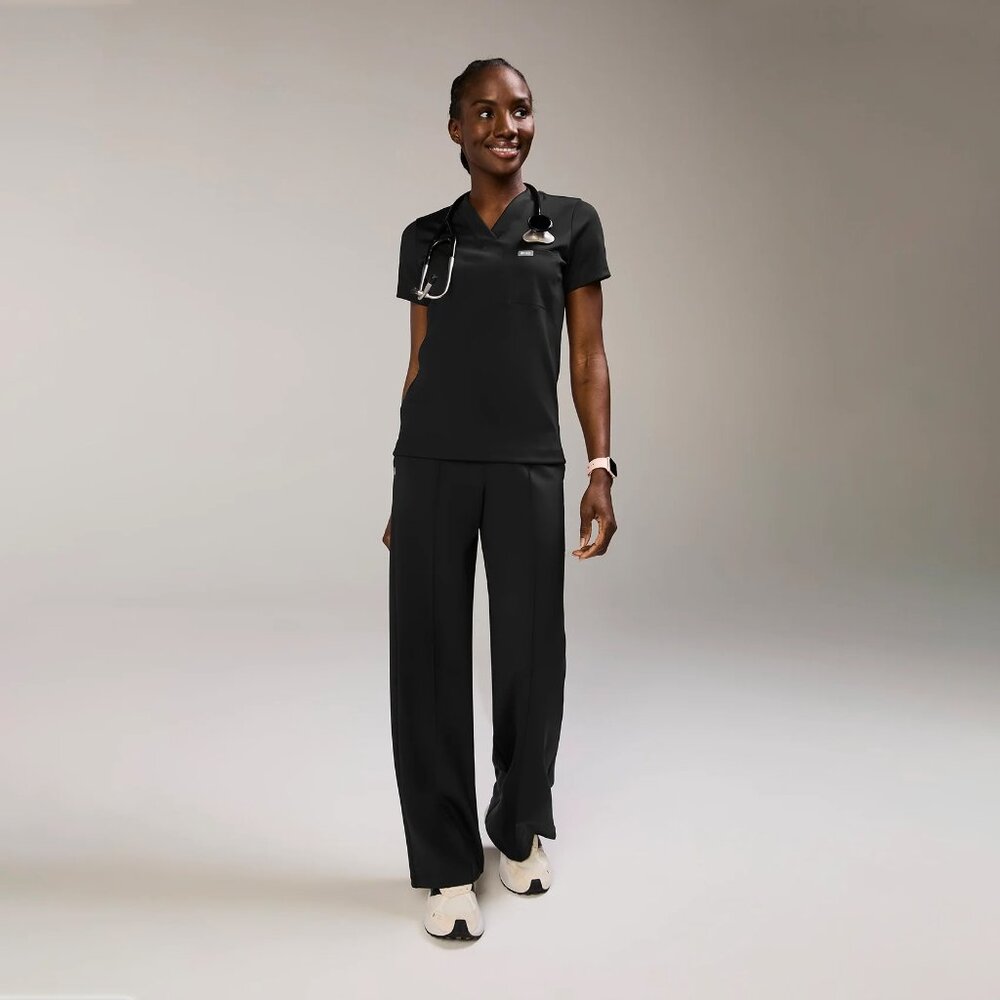 Figs Sona FORMx Slim V-Neck Scrub Top in Black, Size Medium - Picture 2 of 11